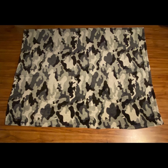 Other - Blanket Urban Camouflage Plush Blanket Size 48X60 Inches